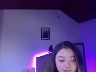MarianaRousse18's Live Sex Cam Show