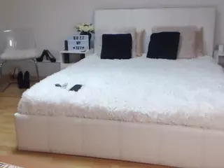 MayaWeisss's Live Sex Cam Show