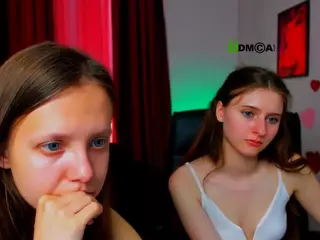 nekky-mouse's Live Sex Cam Show