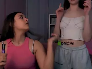 nekky-mouse's Live Sex Cam Show