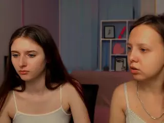 nekky-mouse's Live Sex Cam Show