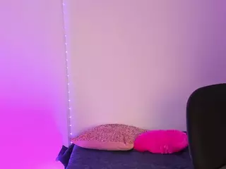 SofiaValente's Live Sex Cam Show