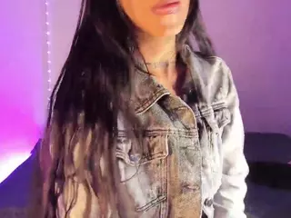 SofiaValente's Live Sex Cam Show
