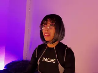 SofiaValente's Live Sex Cam Show