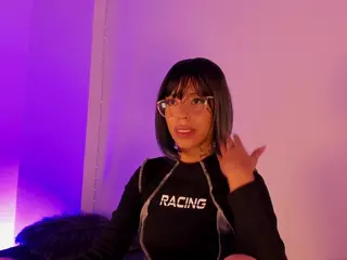 SofiaValente's Live Sex Cam Show