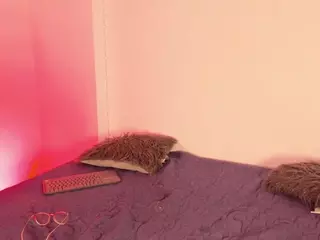 SofiaValente's Live Sex Cam Show