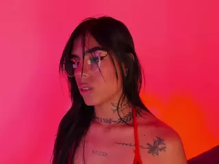 SofiaValente's Live Sex Cam Show
