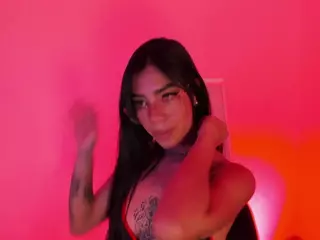 SofiaValente's Live Sex Cam Show