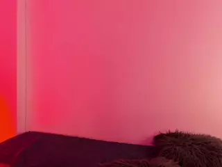 SofiaValente's Live Sex Cam Show