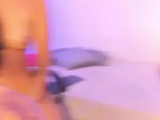 SofiaValente's Live Sex Cam Show