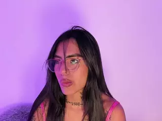 SofiaValente's Live Sex Cam Show