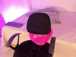 SofiaValente's Live Sex Cam Show