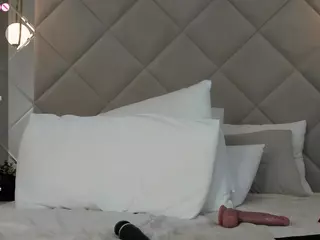 Trishanaugty's Live Sex Cam Show