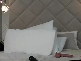 Trishanaugty's Live Sex Cam Show