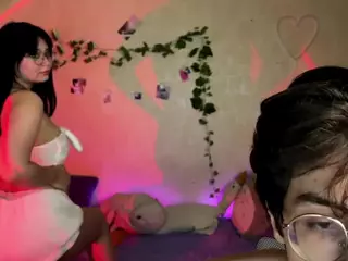 EthelAndre's Live Sex Cam Show