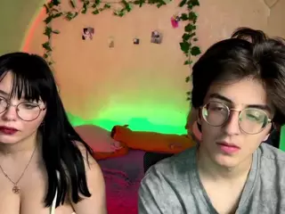 EthelAndre's Live Sex Cam Show