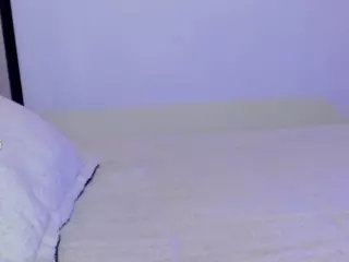 imeli1's Live Sex Cam Show