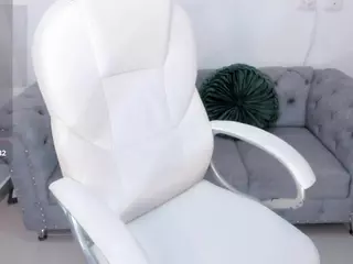 July-Adams's Live Sex Cam Show