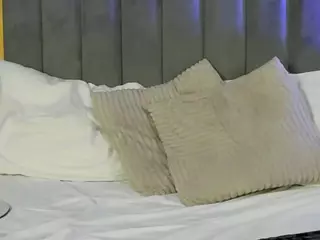MayaCollins's Live Sex Cam Show