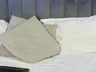 MayaCollins's Live Sex Cam Show