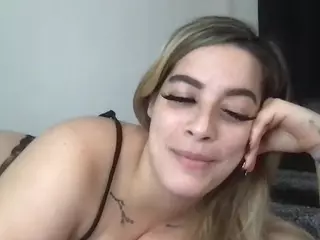 Miaaasturbate's Live Sex Cam Show