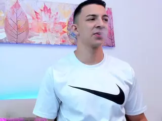 Samuel-Up's Live Sex Cam Show