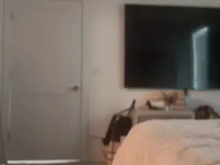 serenamask's Live Sex Cam Show