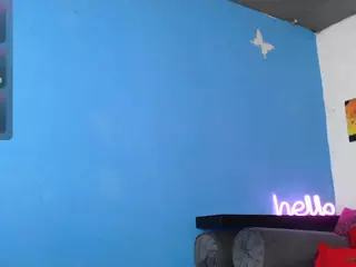 SweetiBloom's Live Sex Cam Show