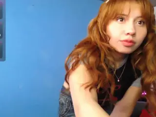 SweetiBloom's Live Sex Cam Show