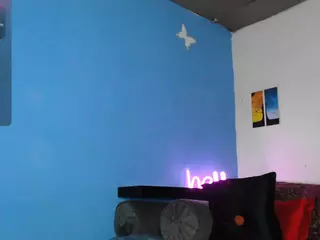 SweetiBloom's Live Sex Cam Show