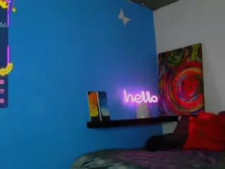 SweetiBloom's Live Sex Cam Show