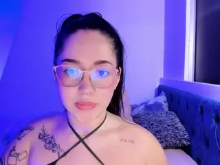 SweettKittyy's Live Sex Cam Show