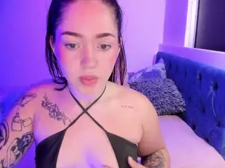 SweettKittyy's Live Sex Cam Show