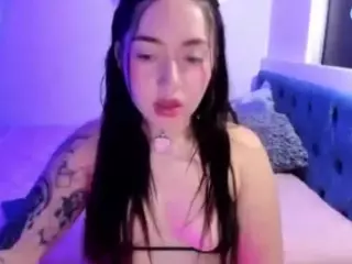 SweettKittyy's Live Sex Cam Show