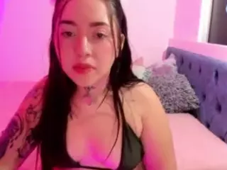 SweettKittyy's Live Sex Cam Show