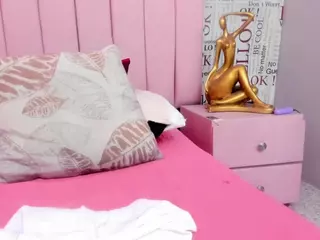 Tania-West's Live Sex Cam Show