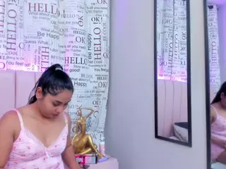 Tania-West's Live Sex Cam Show