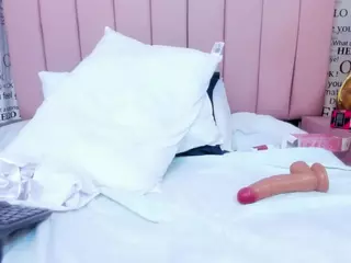 Tania-West's Live Sex Cam Show