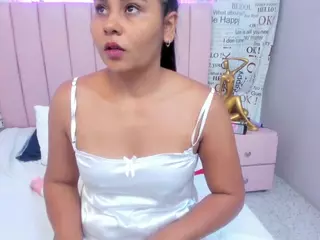 Tania-West's Live Sex Cam Show