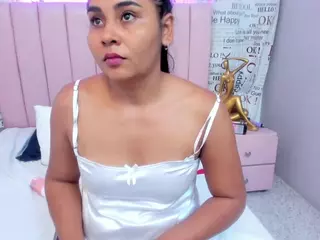 Tania-West's Live Sex Cam Show