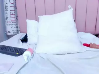 Tania-West's Live Sex Cam Show