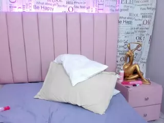 Tania-West's Live Sex Cam Show