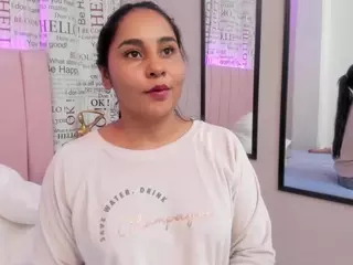 Tania-West's Live Sex Cam Show