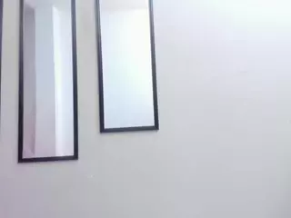 Tania-West's Live Sex Cam Show