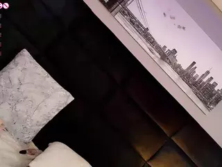 Baby-Isaa's Live Sex Cam Show