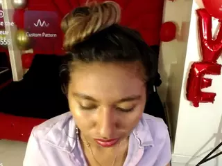 EmmaParkerK's Live Sex Cam Show