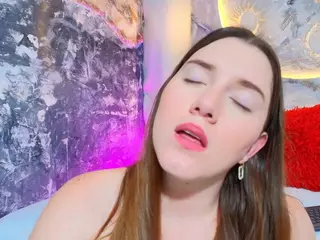 Krystall's Live Sex Cam Show