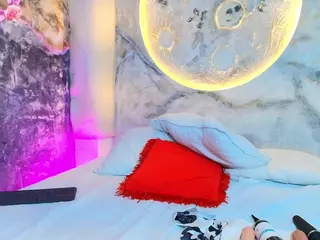 Krystall's Live Sex Cam Show