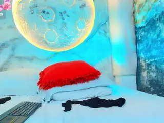 Krystall's Live Sex Cam Show