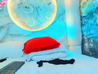 Krystall's Live Sex Cam Show